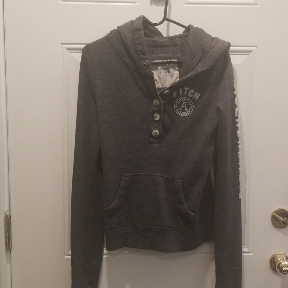 Abercrombie & Fitch pullover